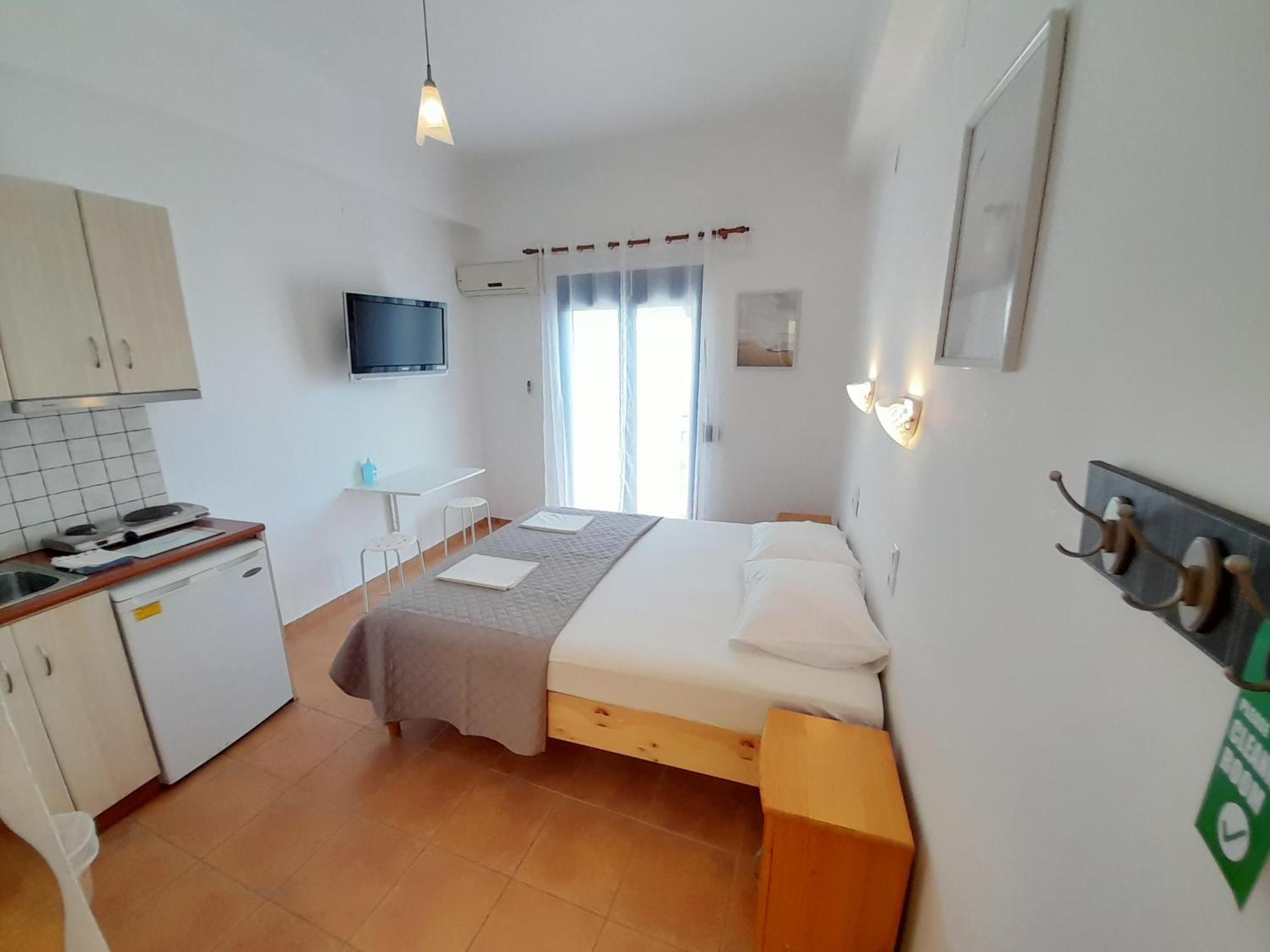Lydia Mare Aparthotel Ágios Kírykos Rom bilde