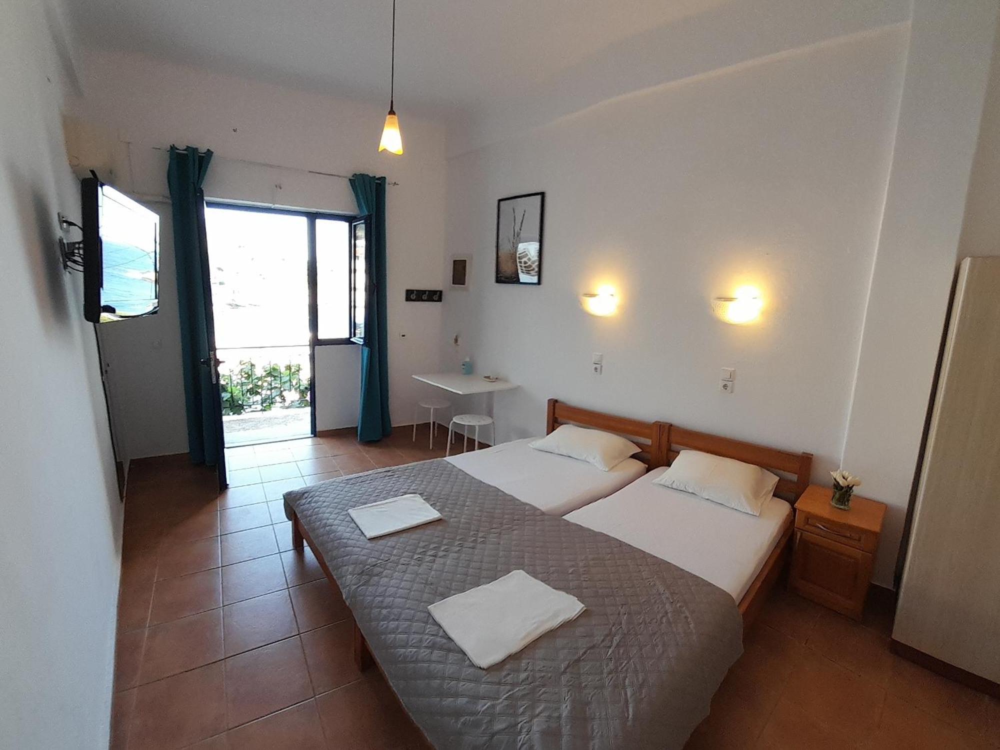 Lydia Mare Aparthotel Ágios Kírykos Rom bilde