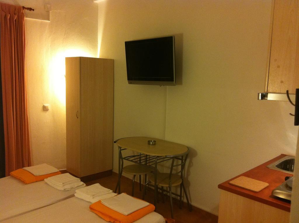 Lydia Mare Aparthotel Ágios Kírykos Eksteriør bilde